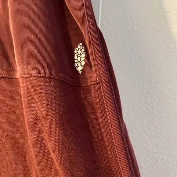 Free People Movement Wide-Leg Crop Pants in rust (M) - Picture 3 of 8